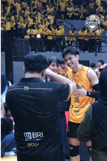 Catherine dan Alfin: Momen Seru di Pertandingan Voli