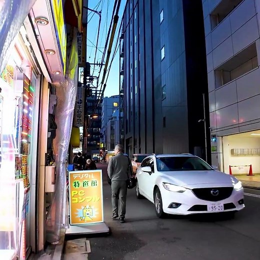 Tokyo Akihabara 👍 Find the beautiful girl 💖 Break Time #shorts 💖