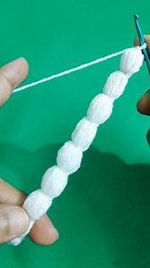 138K views · 1.1K reactions | Crochet bag handle tutorial. . . #reels #reelsvideo #reelsviral #fblifestyle #crochet #knitting #diy #tutorial #yarn #cord #bags #makersgonnamake #reelsfb #viral #viralpost #reelschallenge #rabiasaira | Rabia Saira | Facebook