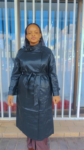 Ladies Leather Trench Coat — Elegant, Warm (Sizes M & L)