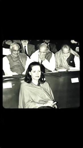 Trolls Official on Instagram: "Love like them. 🤌🥰🧿"