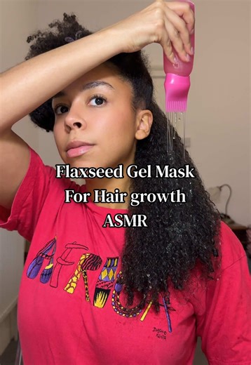 Adding a Flaxseed Gel Mask to my wash day routine has been life changing! Benefits of Flaxseed Mask: •Reduces breakage so GREAT for length rention •Help curls stay hydrated for longer •Helps smooth curls & add shine •ALL NATURAL! #curlyhair #naturalhair #asmr #haircare #hairbrushing