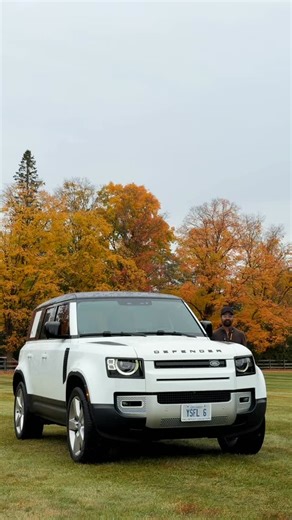 Deep Throttle | 518hp 625NM 5.0 Supercharged V8 Defender 😍 . @yongesteelesfinestluxury . #landrover #landroverdefender #defender #defenderv8 #v8... | Instagram