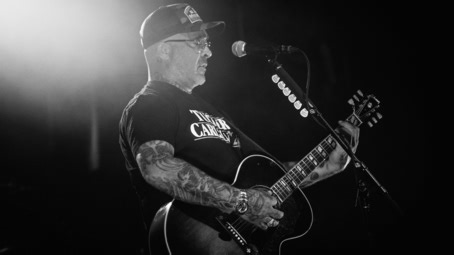Aaron Lewis at Paramount Theatre (14 Jun 2026)