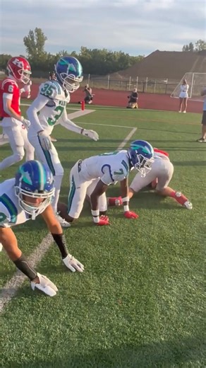 Watch Kings' Andrew Lyman make a 4th-down catch on the opening drive against Winton Woods See link below for live updates ⬇️ | Enquirer - Cincinnati and Kentucky