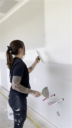 Skim Coating Drywall: A Step-by-Step Guide
