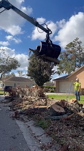 How does debris cleanup work? 🤔 Storm cleanup is serious business! We’ve got teams out 7 days a week working to cleanup neighborhoods and streets countywide. In a typical year, we collect over 51,000 tons of yard waste and since #HurricaneMilton, we’ve collected 562,243 tons of debris. 💪🗑️ No neighborhood or street is the same, so pickup time can vary depending on how much debris is in the area. It can take around 2 hours for just one load to be collected and dropped off at our disposal sites