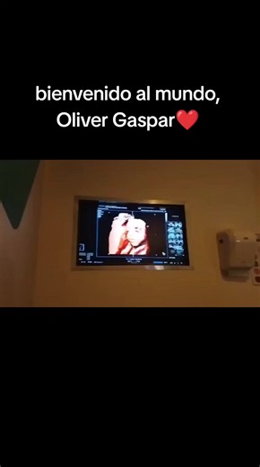 Bienvenido al mundo Oliver Gaspar: homenaje y recuerdos