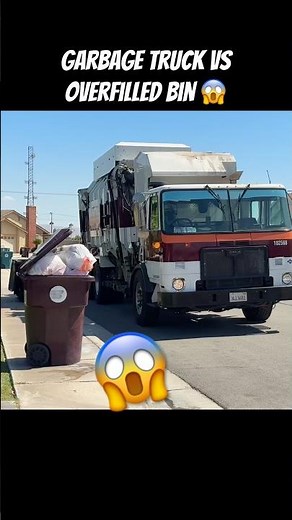 Garbage Truck Picks up Full Trash Bin 😱 #gogarbage #garbagetruck #trash