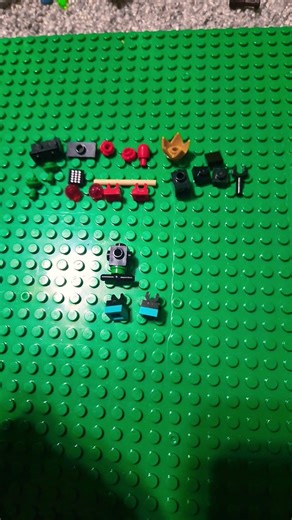 How to make a mini lego robot!