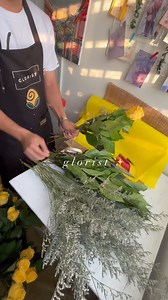 🌹 Brighten someone's day with our Yellow China Rose Bouquet! These radiant yellow roses, elegantly arranged, bring a touch of sunshine and joy to any occasion. Perfect for spreading happiness and warmth! 🌞💛🌿 #FlowerDelivery #YellowRoses #ChinaRoseBouquet #BrightenTheirDay #GloristFlowerShop | Glorist Flower Shop