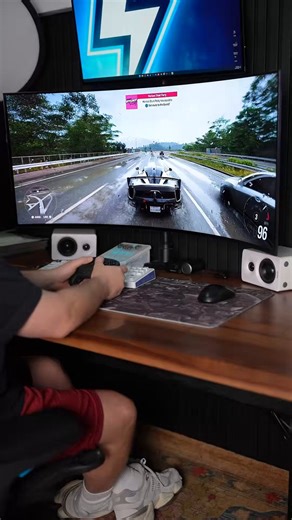 Playing Forza Horizon 6 on a 49” 5k ultrawide is actually insane 🤯