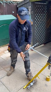 Threading metal conduit like a boss 😎 #learning #electrics #solar #sparkylife #electrical #tradesman #How #apprentice #threading | Artisan Electrics