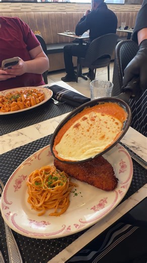 Delicious Chicken Parmesan Recipe to Try