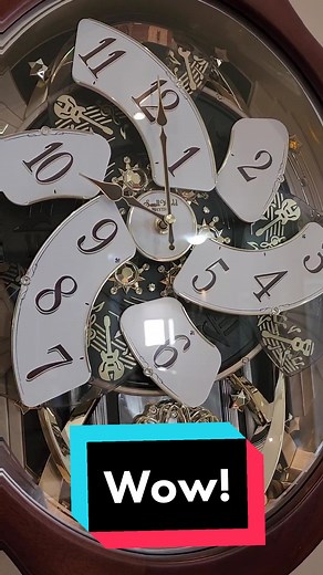 Clock scared me!! Had a different song at 10! #broadinspections #inspectorbrad #inspectortok #yxerealestate #yxehomeinspector #yxe #whatyouregettinginto #2023 #grandfatherclock #musicclock