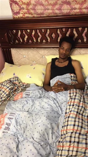 betyy & bini (@betyybini)’s videos with original sound - betyy & bini