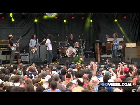 The Black Crowes performs "Jumpin' Jack Flash" at Gathering of the Vibes Music Festival 2013