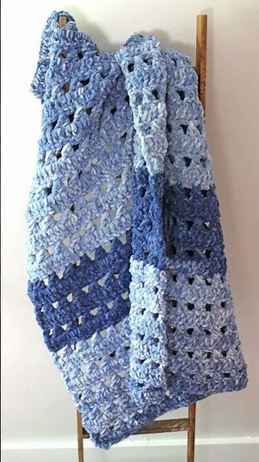 Make 6 Bernat Blanket Yarn Crochet Patterns Super Chunky Yarn Ombre Easy #crochet #crochetpatterns