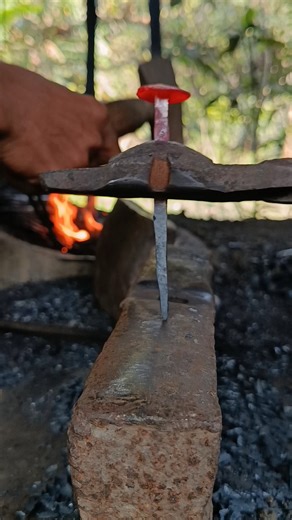 How to Make Nails by Hand#Blacksmithing #HandmadeNails #Forging #Metalworking #DIY