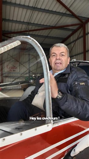 Le cap analogique, c’est la base de la navigation aérienne ! Contrairement au GPS ou aux écrans digitaux, ici tout est mécanique, fiable et indépendant de l’électronique. 👉 Il indique le cap magnétique de l’avion 👉 Il fonctionne grâce à un système de gyroscopes 👉 Et même en cas de panne électrique, il reste une référence essentielle C’est un instrument simple en apparence, mais indispensable pour comprendre où tu vas et comment tu t’orientes. #aviation #pilotlife #instrumentsdevol #capanalogi