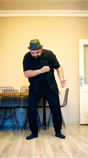 mime and hands 🙏💐🕺🖐️ #dance #hiphop #dubstep #pandomim #pantomim #poppingdancer #popping #poppinmay