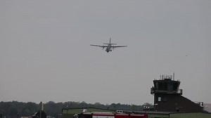 9.5K views · 186 reactions | STEEP APPROACH / One of the things the Transall C-160 is famous for is the "Sarajevo Approach", a steep landing approach to stay clear of small arms in combat zones. Video: Martin Aguera via twitter.com/AgueraMartin | Aeronews | Facebook