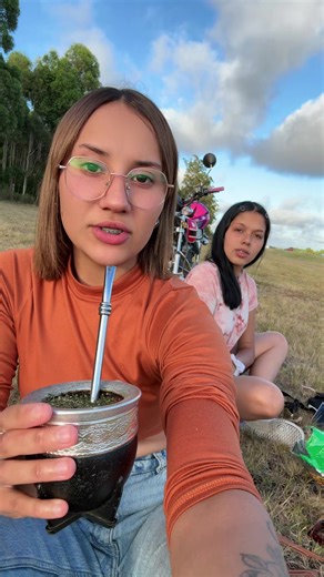 Videos de Laraa🎀 (@laruuuuu12) con “sonido original - lyrics_letra”