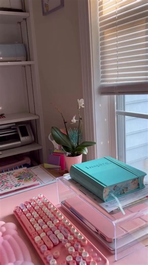 3.9K views · 43 reactions | ✨ Brew up spooky vibes! Koala 125gsm Sublimation Paper = perfect colors for custom Halloween mugs ️☕ https://bit.ly/46qvIOg Thanks @wonderfullydunnco for the fang-tastic creation!  What spooky design would you press first? #koalagp #KoalaPaper #HalloweenDIY #SublimationCrafts #sublimationmug | Koalagp | Facebook