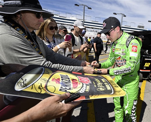 NASCAR Live Updates: Highlights, Stage Winners, and Crashes From Las Vegas