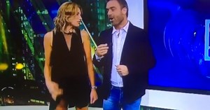 TV presenter suffers embarrassing wardrobe malfunction LIVE on air
