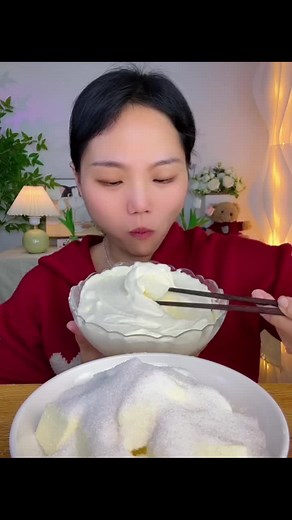 ASMR Butter Sounds: Satisfying Eating Experience