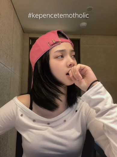 Lockeyzz - Sayanghae Moments with SECRET NUMBER