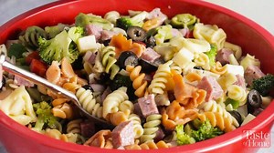 Picnic pasta salad