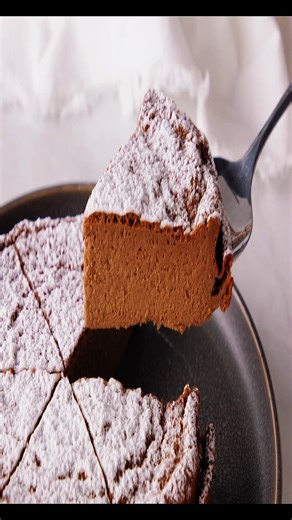 3 Ingredient Keto Chocolate Cottage Cheese Cake Ingredients ▢3/4 cup (125g) Lily's milk chocolate chips ▢1 cup (226g) 4% cottage cheese ▢3 large eggs Instructions Preheat the oven to 350°F (177°C). Grease a 6 inch cake pan (a one piece pan and not springform pan) with cooking oil spray and line the bottom with a parchment round. Make sure to thoroughly grease the sides but you do not need to line the sides with parchment paper. Melt the chocolate chips in a microwave-safe bowl in 30-second inter