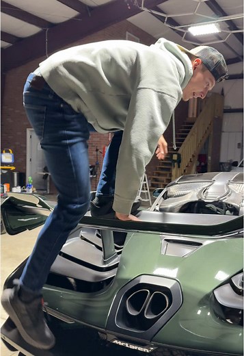 Building a 1 of 1 McLaren Senna | Goonzquad