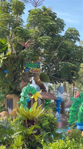 Ready for a splashing good time? Spend hours of splashing fun with your loved ones at Splash Zone and create unforgettable memories at Shangri-La Golden Sands, Penang! Start planning your trip to Penang with our ‘Penang Escapade’ offer which includes MYR 100 nett F&B credit and daily breakfast for 2 adults at Garden Café. Find out more at bit.ly/GSPG100BOOK2024 | Shangri-La Golden Sands, Penang