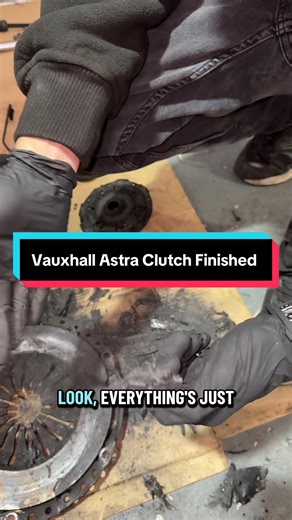 Vauxhall Astra with a completely destroyed clutch and flywheel 😬 Driver said “it just started slipping yesterday”… Clutch plate finished. Flywheel destroyed. Gearbox out job. If your clutch starts slipping, don’t ignore it — it can end up like this. 📍 CarFix Garage London ☎️ 07502 500500-Aziz G #mechaniclife #carproblems #clutchfailure #flywheel #vauxhallastra