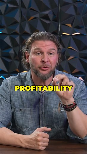 Kris Krohn on Instagram: "Making $200-300/month on your rental? That's about to change. There's a hands-off strategy that can turn that into $800-1,000/month PLUS $15K upfront—without you doing the work. Comment 'LEASE' below if you want in!"
