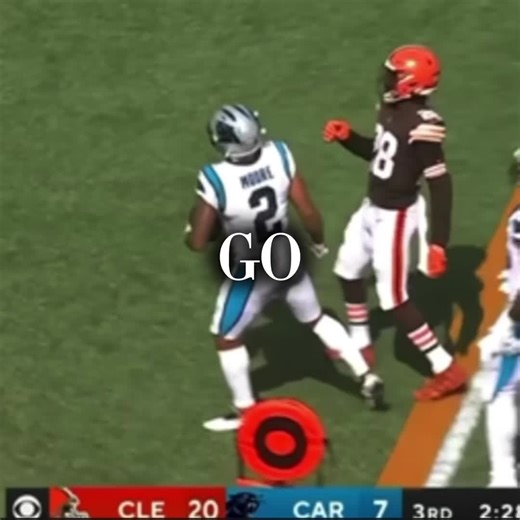 DJ Moore's Stellar NFL Journey: To the Moon! 🌙