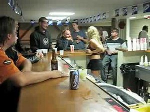 Sturgis 2008 - HOT Bartender 3 2
