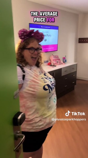 🙋🏼‍♀️ Have you ever stayed at Disney World’s All Star Music resort? Let us know in the comments! #DisneyWorld #PlusSizeDisney #DisneyAdult #disneyresort