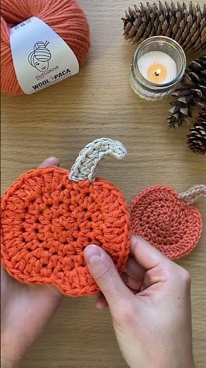 Crochet Pumpkin Coaster 🎃 | Quick and Easy Tutorial + Pattern