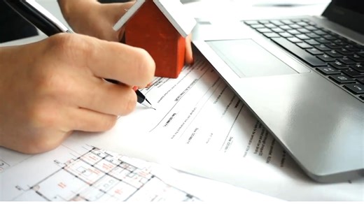 🔑 Texas Homeowners: The Probate Secret Weapon Did you know you can help your family skip probate entirely? It’s called the Transfer on Death Deed (TODD), also known as a Beneficiary Deed. This simple, underutilized form lets you name who gets your real estate now, so the property transfers automatically upon your passing. No messy court dates, no expensive delays, just a smooth transfer of your legacy. Stop leaving your loved ones stuck in court. 📞 Take Action Today! Secure your home's future 