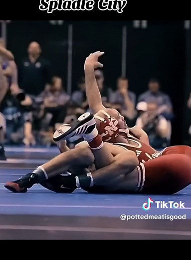 Understanding the Spladle Wrestling Move