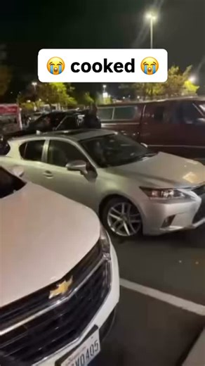 Novelty Gift on Instagram: "💀💀💀💀💀 . . How to clean your humidifier easily - Unplug and empty water from tank and base. - Disassemble removable parts (tank, filter, trays). - Soak tank in 1:1 vinegar-water mix for 15–20 min, scrub, rinse. - Clean base with vinegar, scrub gently, wipe, dry. - Rinse or soak filter (if applicable) per manual. - Wipe exterior with damp cloth, mild soap. - Dry all parts completely, reassemble. - Run with clean water to flush residue. #humidifier #fails #funnyvide