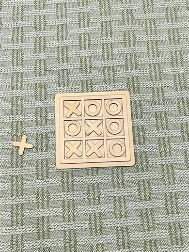 Classic game? Laser made 😎 Yes, your laser engraver can not only do art projects, but to make a fun little board game as well! Engraving Speed (for cutting): 400mm/min Made with Algo Alpha MK2 #algolaser #algoalpha#laserengraver #homelaserengraver #laserengraving #laserengraved #laserengravingmachine #diyproject #homediy #diyboardgame #tictactoe #diytictactoeboard #boardgameforkids #lasercutproject #lasercutwoodensign #forkids #fyp