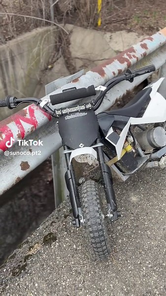 Innovative Electric Bikes: Explore the Surron and Razor