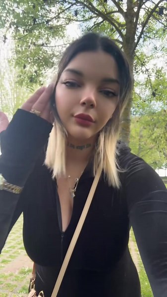 مجاجي راح يهبلنا بغناه