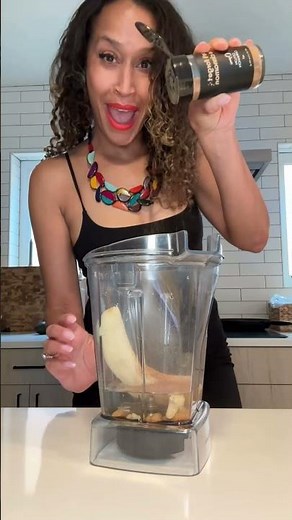 Healthy banana coffee creamer! Skin glow ✨by nevellskin.com facial oil. #coffeecreamer #healthy