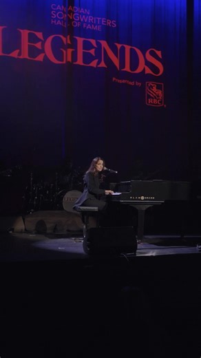 Chantal Kreviazuk delivered a stunning performance of ''Calling All Angels'' in tribute to Jane Siberry at LEGENDS, presented by RBC — pure magic on stage. 💫 | Canadian Songwriters Hall of Fame